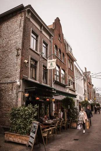 Niederlande